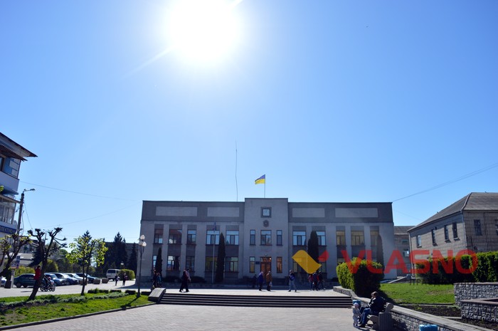 адамова яблуня у Жмеринці фото