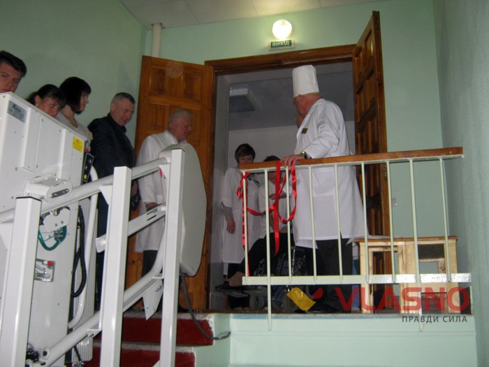 встановлення ліфту у Вінницькому госпіталі інвалідів війни фото
