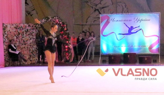 Відкритий чемпіонат України з художньої гімнастики фото
