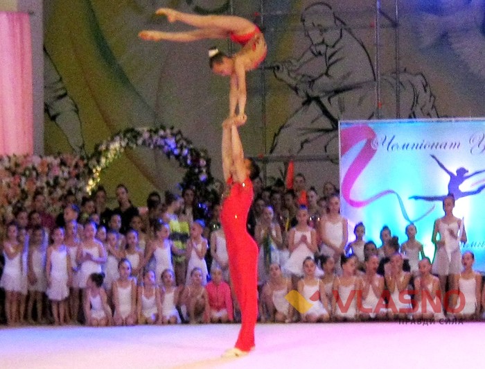 Відкритий чемпіонат України з художньої гімнастики фото