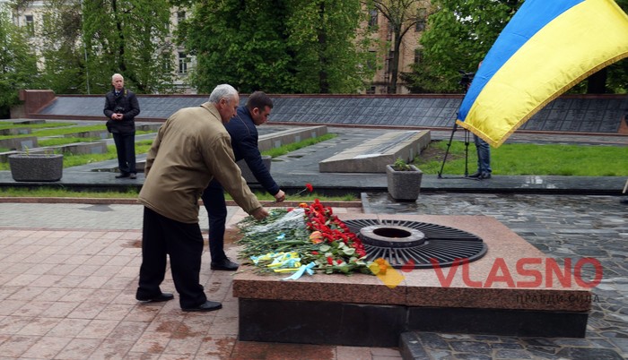 вшанування чорнобильців у Вінниці фото