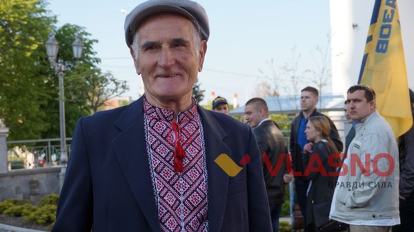 Марш української незламності зібрав вінничан у вишиванках