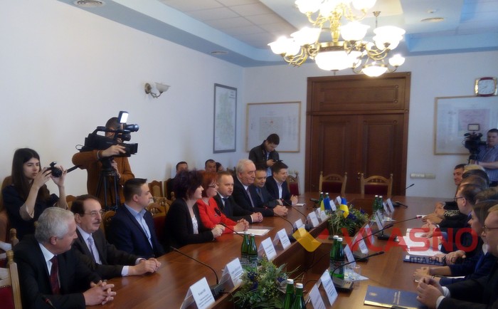 румунська делегація у Вінниці фото