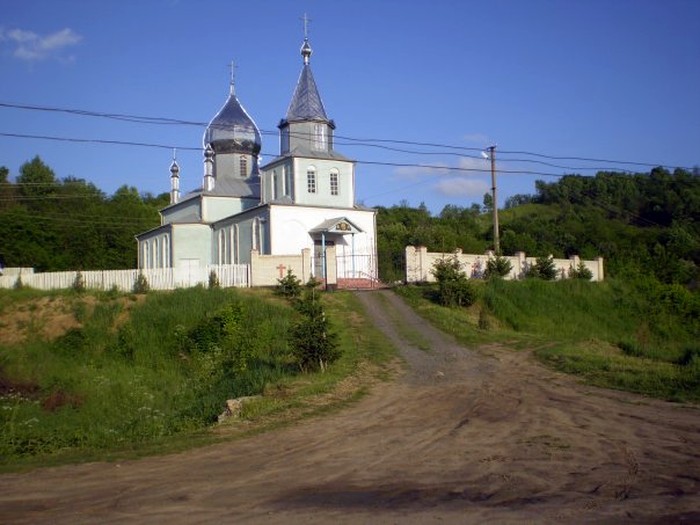 церква у селі Попова Гребля фото