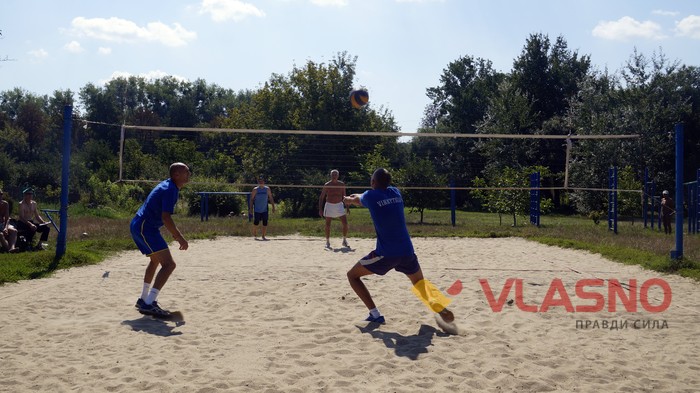 родинний чемпіонат з волейболу у Вінниці фото