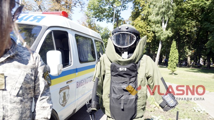 виставка зброї у Вінниці фото