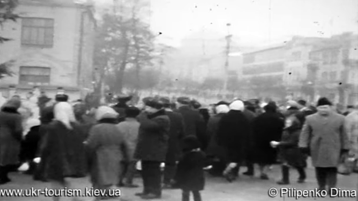 новорічна ялинка у Вінниці фото