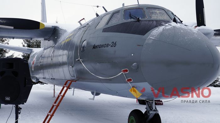 літак АН-26 імені Дмитра Майбороди фото