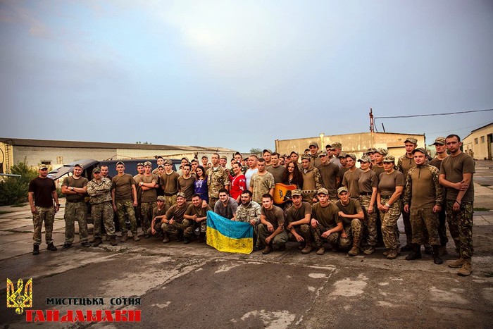 вінницькі волонтери фото