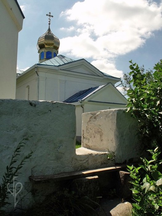церква Різдва Богородиці у Журавному фото