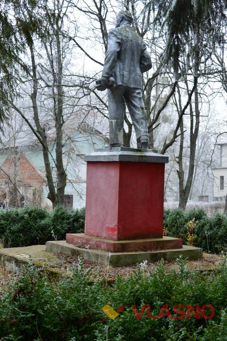 lenin-na-vinnichine-1