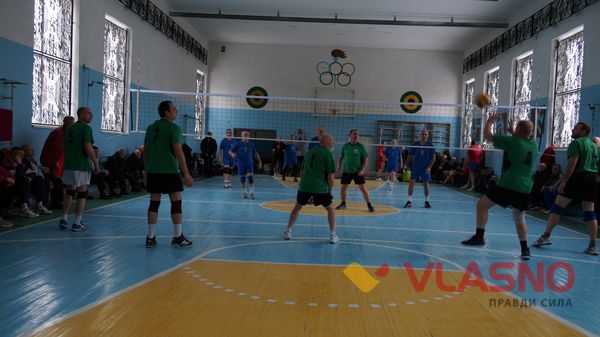 Вінницькі волейбольні «ветерани» зійшлися у відкритому чемпіонаті 