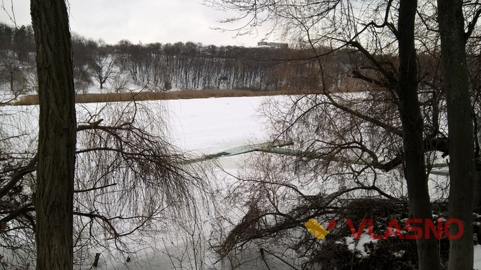 купання на Водохреща біля ставки Ворошилова у Вінниці фото