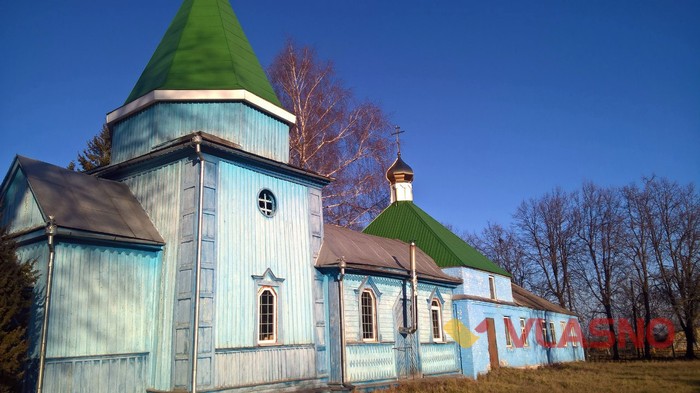храм Різдва Пресвятої Богородиці у Хижинцях фото