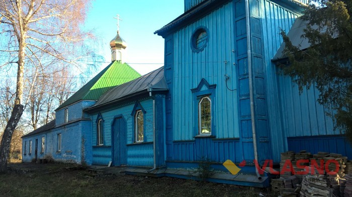 храм Різдва Пресвятої Богородиці у Хижинцях фото