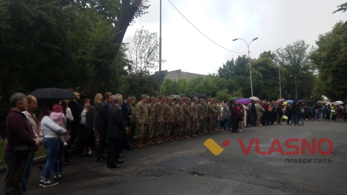відкриття меморіальної дошки вінницьким льотчикам Дмитру Майбороді та Костянтину Могилку фото