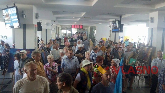 пікет біля Вінницької міської ради фото