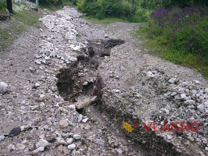 негода у селі Велика Кісниця фото