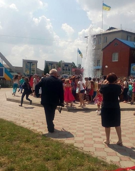 фонтан у Томашполі фото