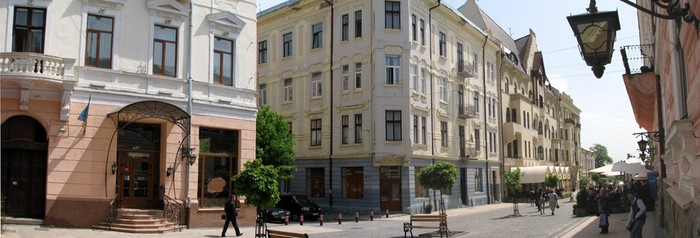 вулиця Ольги Кобилянської у Чернівцях фото