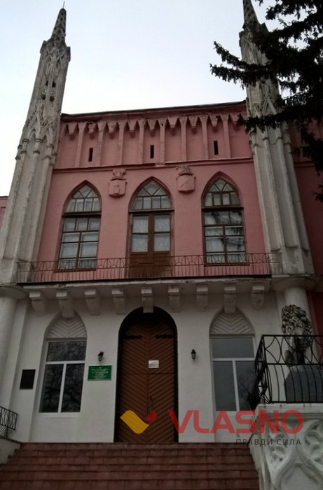 палац у Чернятині фото