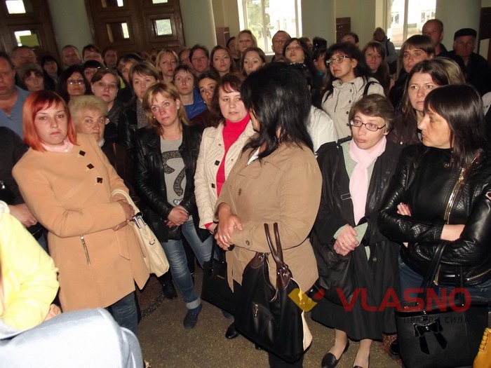 протест 31 школи під Вінницькою облрадою фото