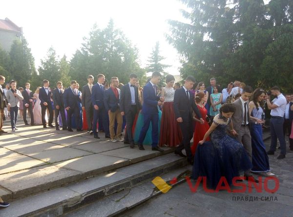випускники-Калинівка-фото