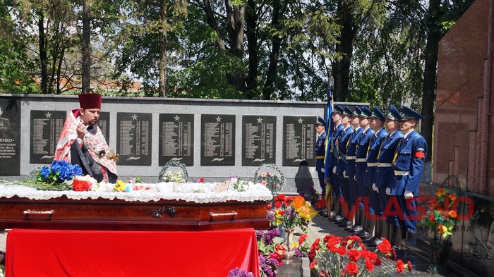 прощання з загиблим АТОвцем Сергієм Завалою фото