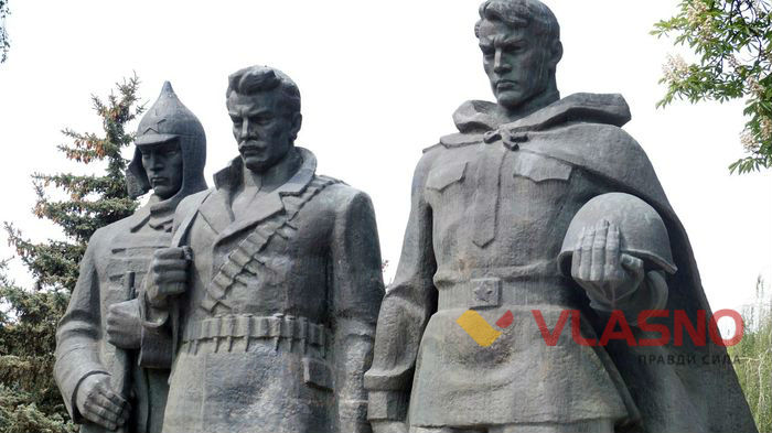солдати - Меморіал героям війни у Вінниці фото