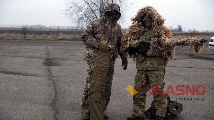  Шість «терористів» приземлилося у вінницькому аеропорту — їх поклали «лицем в асфальт»