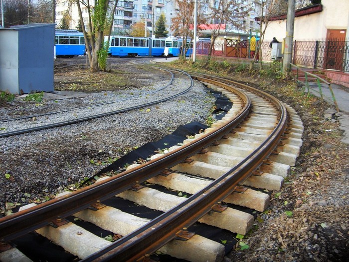 реконструкція колії на електромережі у Вінниці фото