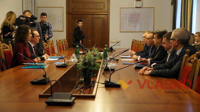 зустріч з бізнес-омбудсменом в Україні Альгірдасом Шеметом фото