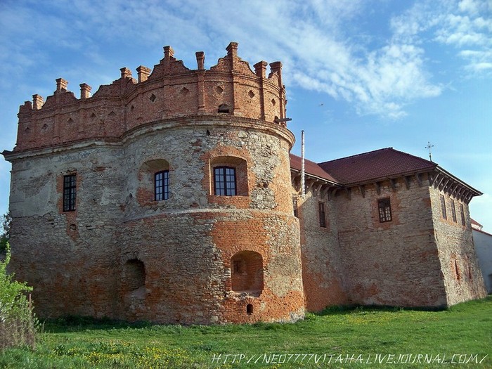 замок у Старокостянтинові фото