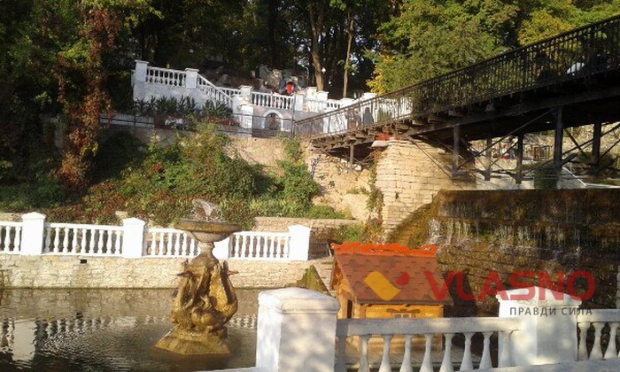 парк закоханих у Кам'янці-Подільському фото