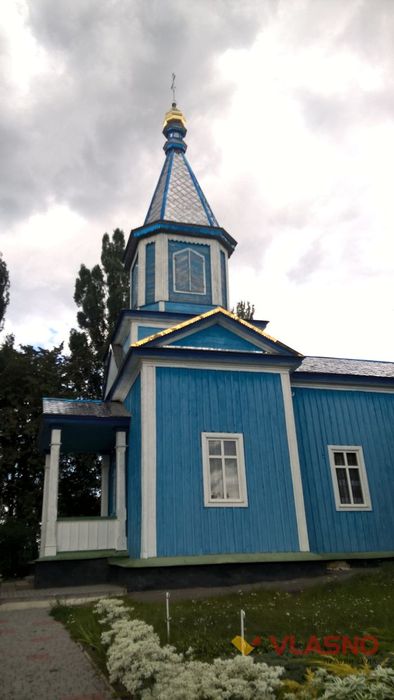 церква липовець-1