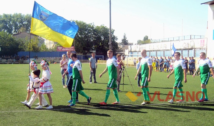 футбольний матч серед атовців фото