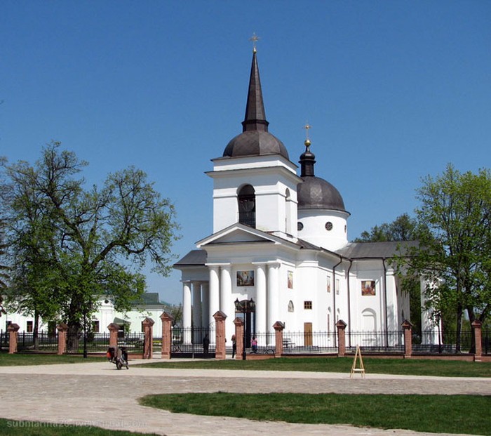 Воскресенська церква в Батурині фото