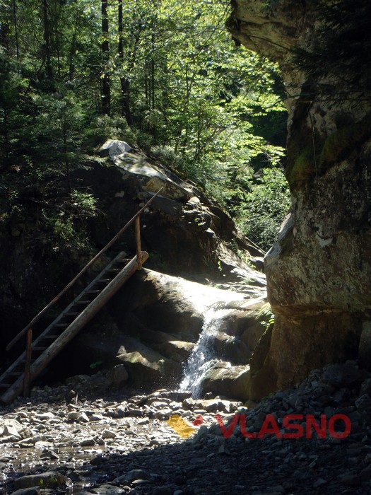 буковинські водоспади фото