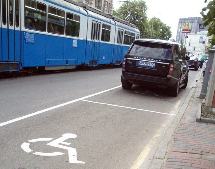 автівки Вінницької міської ради фото