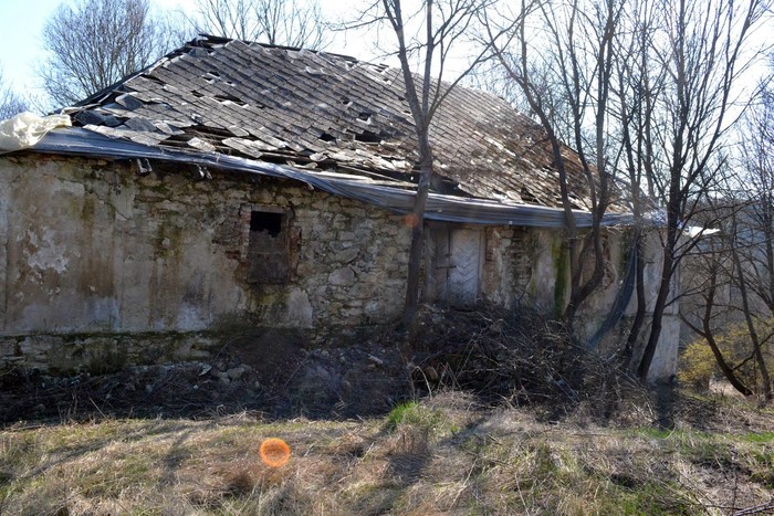 монастир біля села Кривохижинці фото