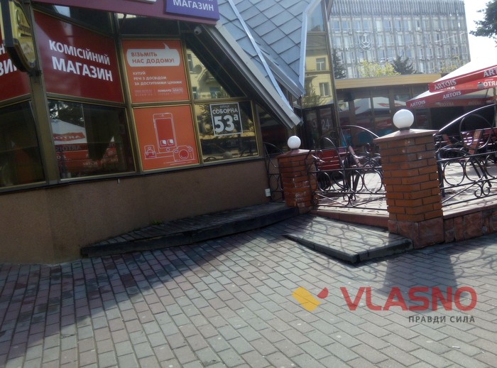 антипаркувальні сфери у Вінниці фото