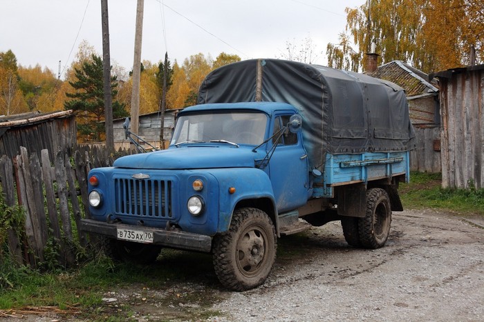 автомобіль Миколи Гончарука фото