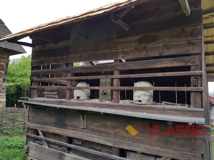 Музей під відкритим небом в Ужгороді фото