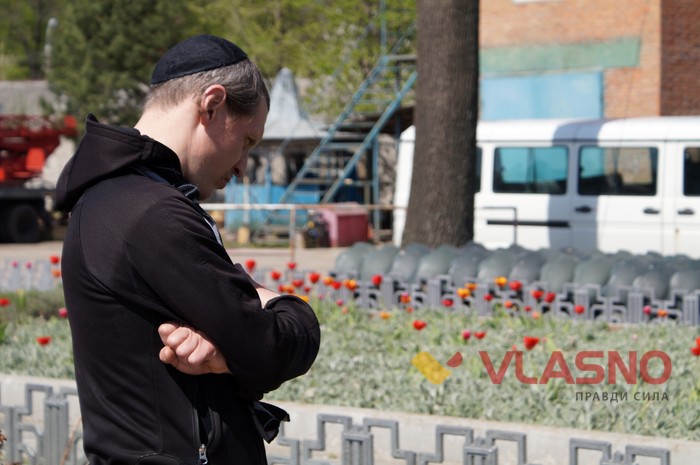 вшанування вбитих євреїв у Вінниці фото