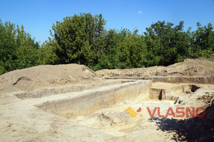 Розкопки на замковій горі-2
