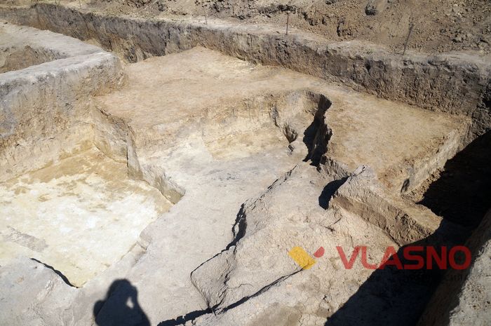 Розкопки на замковій горі-3