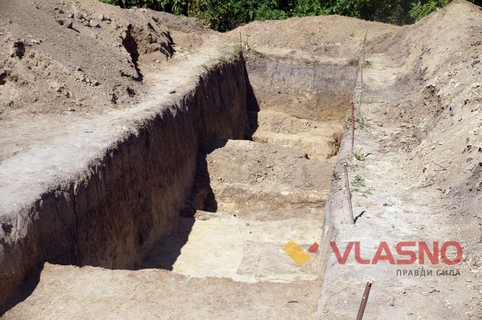 Розкопки на замковій горі-4