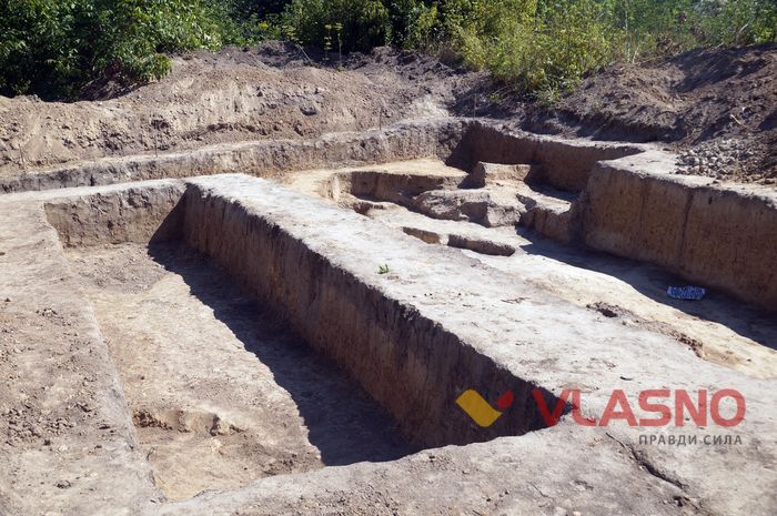Розкопки на замковій горі-6