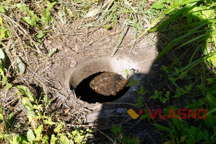 Vinnytsya-zabrudnennya-strumka-Bezimennyy-2