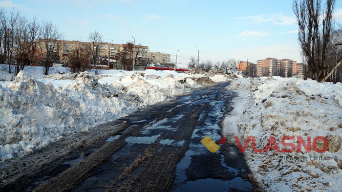 сніг на вінницькій Бригантині фото